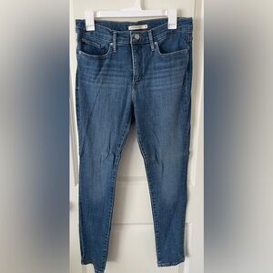 Levi’s 311 SHAPING SKINNY WOMEN'S JEANS